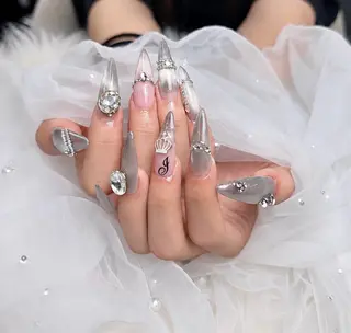 ネイル Julie NailSalonのネイルデザイン