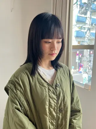 ミディアム io濱川 遥のヘアスタイル