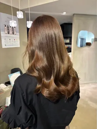 ロング aimu/レイヤー/ カラー/髪質改善のヘアスタイル