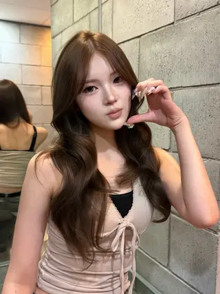 ロング 韓国ヘア💖ワンホン ブリーチなしWカラーのヘアスタイル