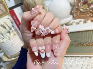 ネイル One Plus Nail Salonのネイルデザイン