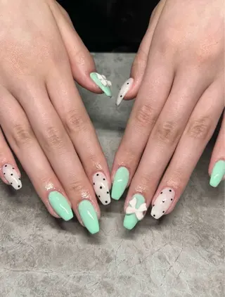 ネイル IROHA NAIL 愛音のネイルデザイン