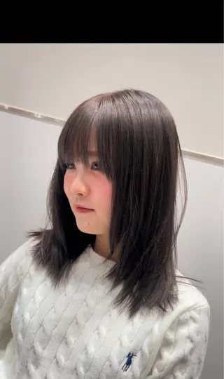 セミロング レイヤーカット/透明 感カラー🐬永井瑠栞のヘアスタイル