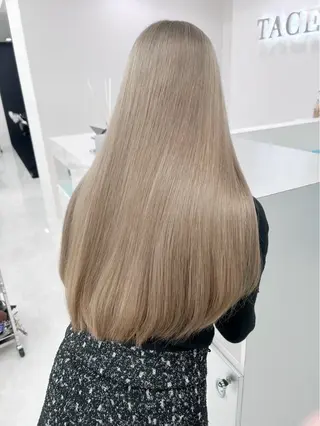カラー tace新宿 あおいのヘアスタイル