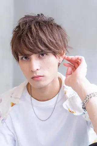 ショート カラー パーマ ヘアアレンジ メンズ 【毛流れヘア】 人気No.1/ユウキのヘアスタイル