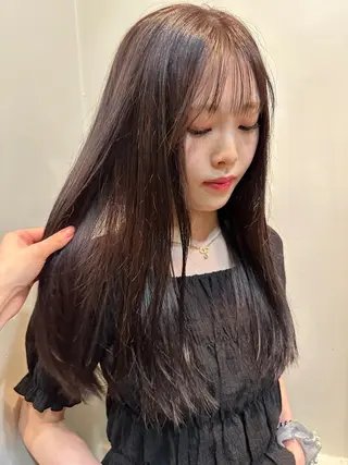 カラー ウエカワ ハルのヘアスタイル