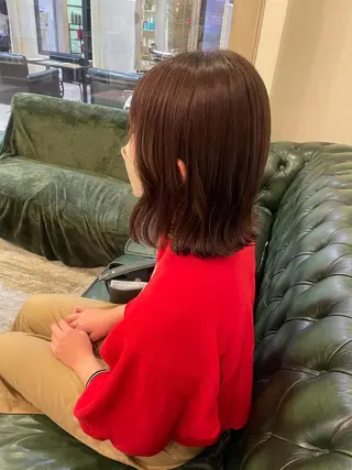 ミディアム 山岸 朱里のヘアスタイル