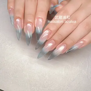 ネイル R inのネイルデザイン