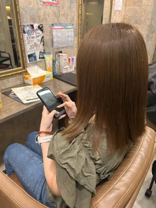 ミディアム 前田 みのりのヘアスタイル