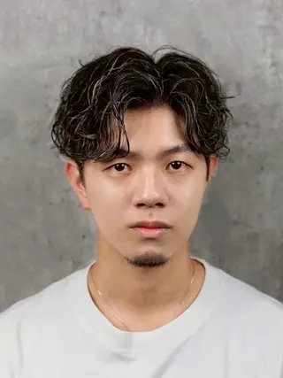 ショート 早川 文悠のヘアスタイル