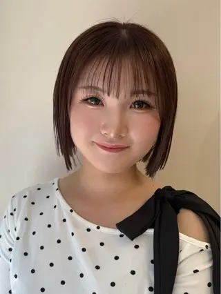 ショート Wカラーレイヤー🎀 透明感カラーのヘアスタイル