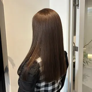 セミロング カラー 浦川 まどかのヘアスタイル