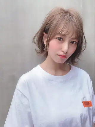 ショート カラー ヘアアレンジ 🥞ベージュ系カラー 【すずきりほ】🥞のヘアスタイル