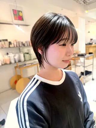 ショート カラー 安永 涼のヘアスタイル