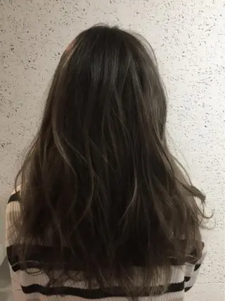 セミロング カラー ヘアアレンジ ✨ハイクオリティ✨ 山本香也のヘアスタイル