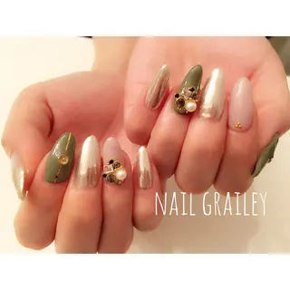 ネイル Grailey nail salonのネイルデザイン
