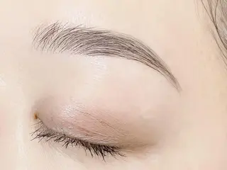 アイブロウ eyelist saraのマツエク・マツパデザイン