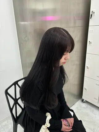 セミロング カラー 抜け感レイヤー︴ ニュアンスカラーのヘアスタイル