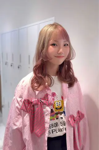 セミロング カラー マツオカ マコのヘアスタイル