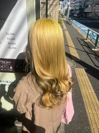 ロング カラー ハイトーン特化/ ヘアセット/モエノのヘアスタイル
