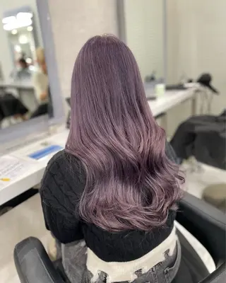 ロング カラー 佐藤 笑瑠のヘアスタイル