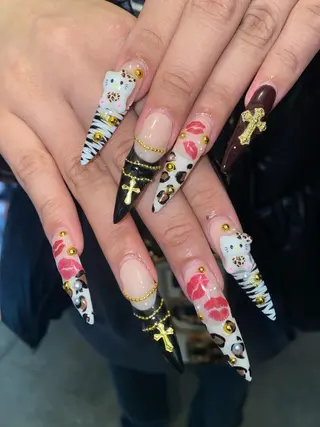 ネイル 大内 愛美のネイルデザイン