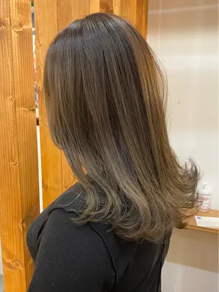 セミロング カラー 馬場 涼平のヘアスタイル