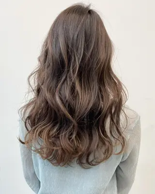 ミディアム カラー 春日部 西口徒歩5分 寒色カラー 日和佐のヘアスタイル