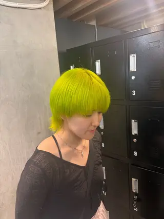 ショート カラー ハイトーン💖 etsukiのヘアスタイル