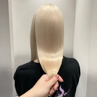ミディアム カラー ✨ブリーチ支持No1 複雑履歴修正/舘岡のヘアスタイル