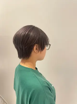 ショート カラー 西梅田直結🌹 若林梨音のヘアスタイル