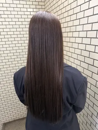 ロング カラー 山崎 奈瑠のヘアスタイル