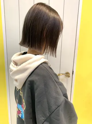 カラー 黒田瀬奈/ボブ まろやかベージュのヘアスタイル