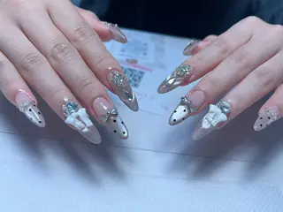 ネイル 心斎橋Mione nail salonのネイルデザイン