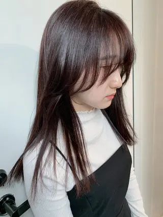 セミロング カラー レイヤーカット/艶髪 ✨💭KIRARIのヘアスタイル