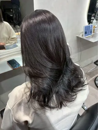 ミディアム 髪質改善ストレート 🫧seiyaのヘアスタイル