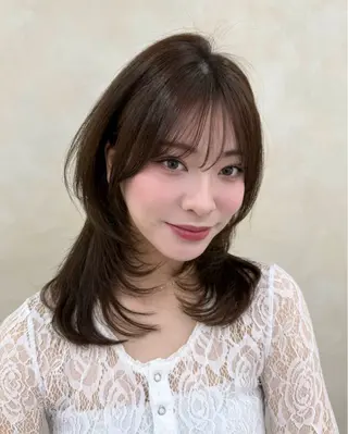 ミディアム レイヤー/縮毛矯正 /新宿/佐藤巧己✨のヘアスタイル