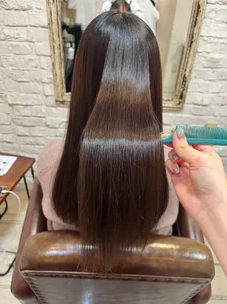 小山 奈津のヘアスタイル