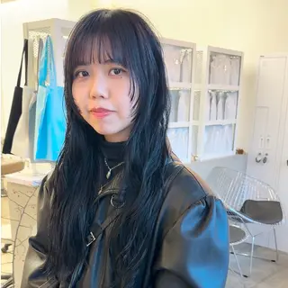 セミロング クロスパーマ× 透明感カラー✂︎のヘアスタイル