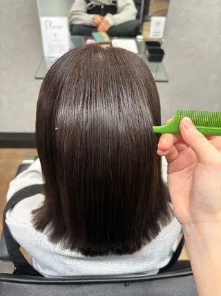 ミディアム id青葉台 関 桜花のヘアスタイル