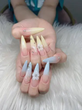 ネイル Lee Nailsのネイルデザイン