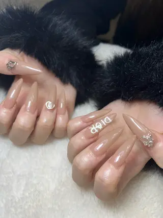ネイル Garnet nailのネイルデザイン