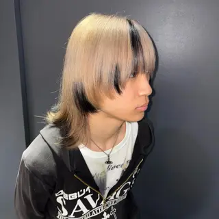 カラー メンズ ★デザインカラー ハイトーン ももか★のヘアスタイル