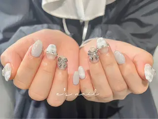 ネイル e’s nail Lumièreのネイルデザイン