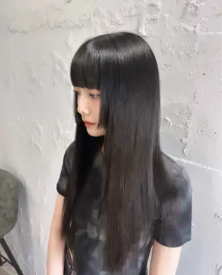 ロング カラー Fi-Ne原宿店店長 プルエクNANAMIのヘアスタイル