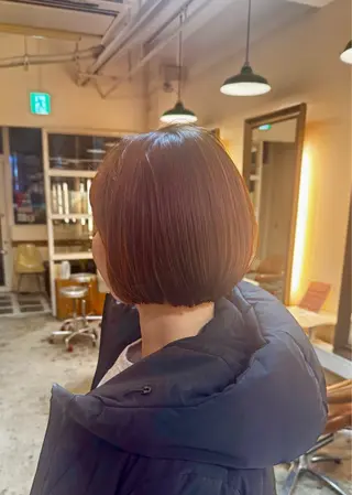 ショート タツキ/レイヤー/ パーマ/艶カラーのヘアスタイル
