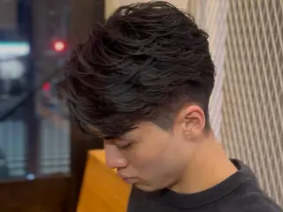 ショート パーマ メンズ 藪野 悠のヘアスタイル