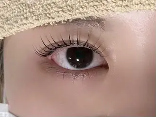 マツエク・マツパ Eye Salon HELIA 十三店のマツエク・マツパデザイン