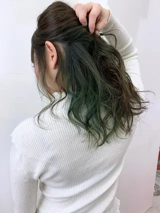 ロング カラー エクステ(レミー毛) NINEのヘアスタイル