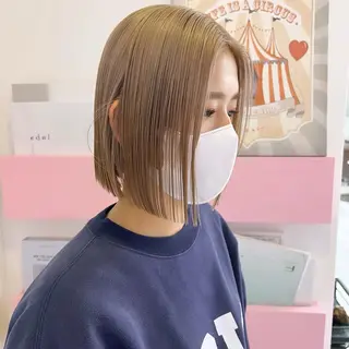 ショート カラー 🎀ピンクベージュ/ 梅田/茶屋町🎀のヘアスタイル